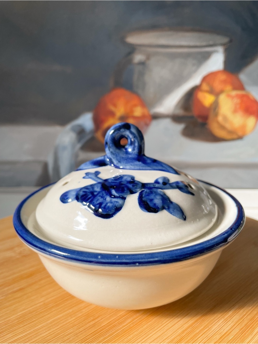 Vintage Blue & White Ceramic Garlic Keeper Vented Lidded Pottery Dish
